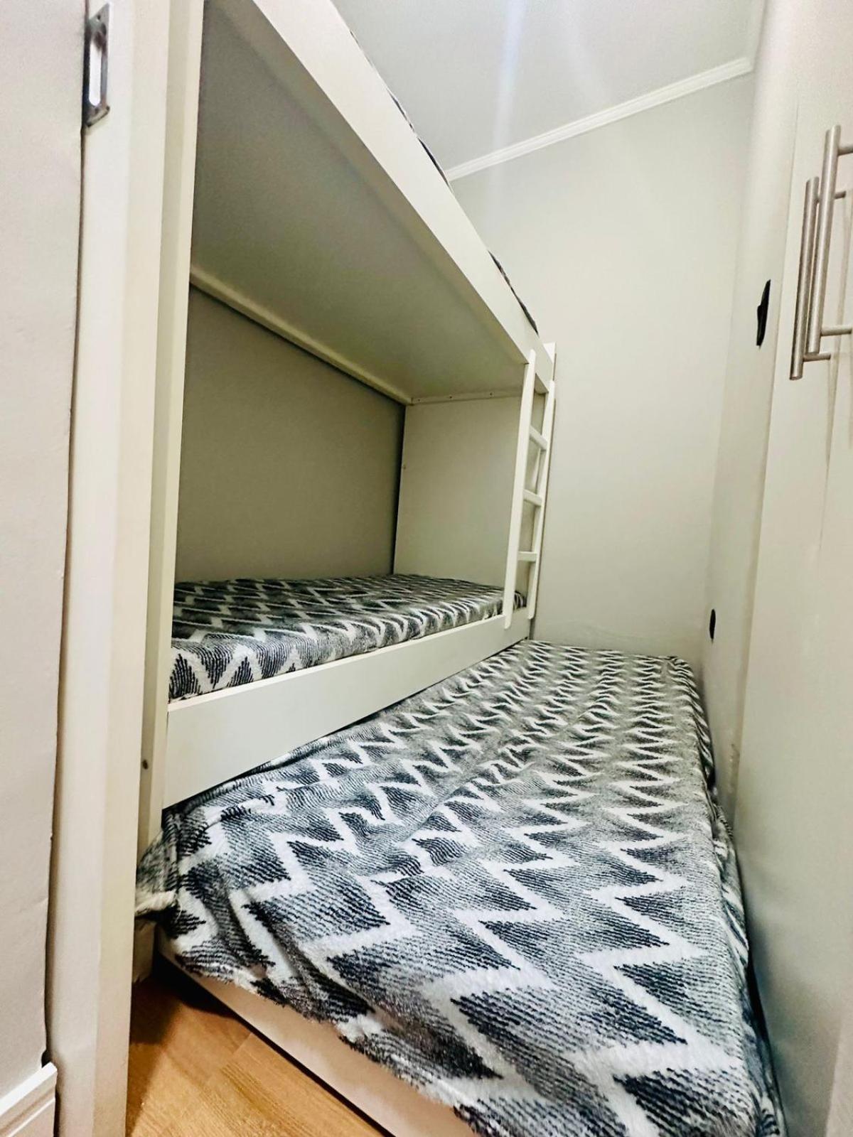 Apartamento Condominio Quisisana Centro Pocos De Caldas Lazer Completo, Uma Estrutura De Resort Ngoại thất bức ảnh