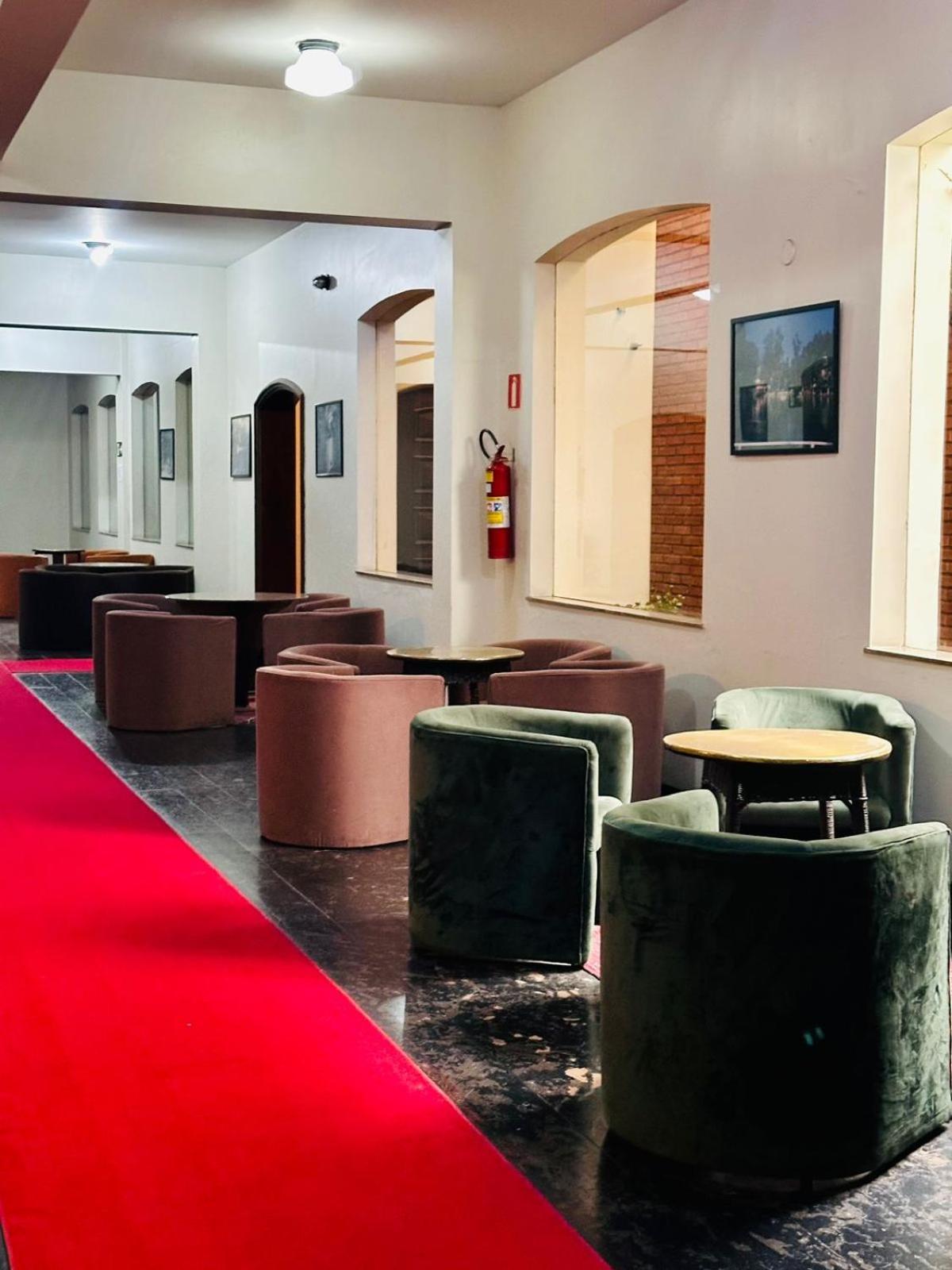 Apartamento Condominio Quisisana Centro Pocos De Caldas Lazer Completo, Uma Estrutura De Resort Ngoại thất bức ảnh